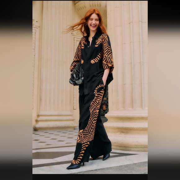 MWOT FARM RIO BLACK TIGER WIDE LEG PAMTS IN BLACK - Picture 2 of 11